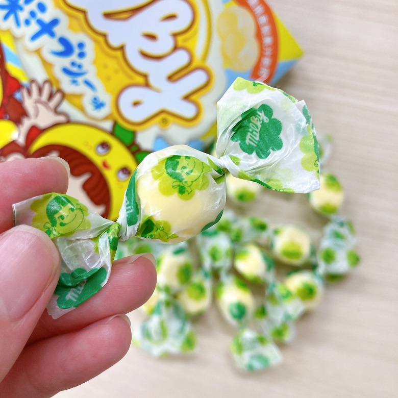 ミルキー梨汁ブシャー味　アップ